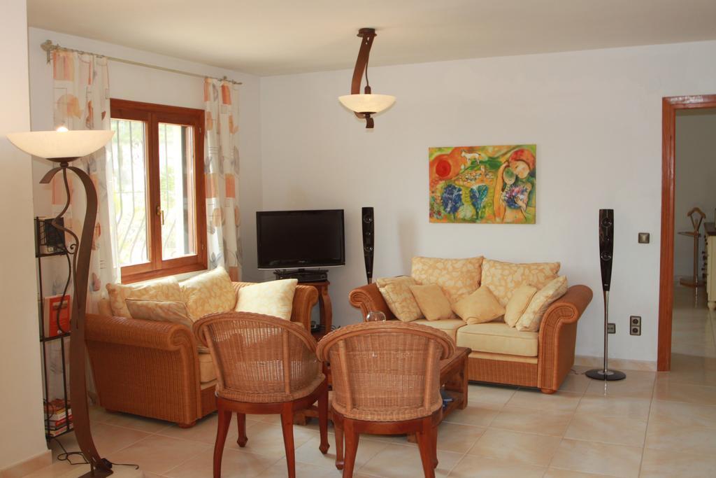 Chrisuli - Well Furnished Villa With Panoramic Views In Moraira Zimmer foto